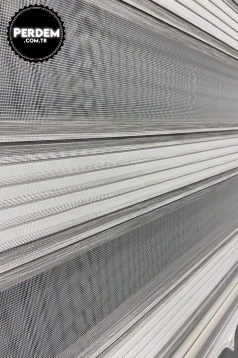 Renk Geçişli Gri Beyaz Pliseli Zebra Perde - Görsel 3